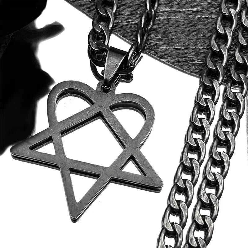 Stainless steel hip hop heartagram star necklace with goth punk chain jewelry for men and women, featuring a bold, edgy design.