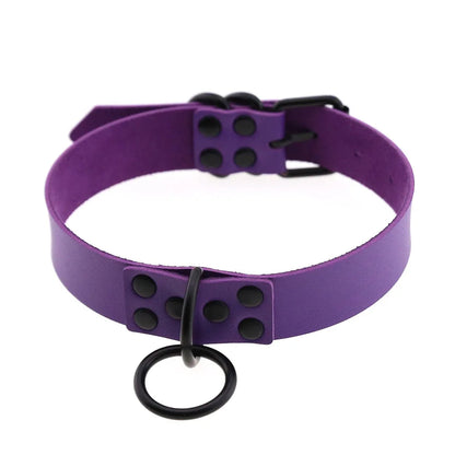 Purple goth leather choker with black rivets and metal chain, unisex edgy emo punk jewelry, perfect for Halloween and Y2K cosplay.