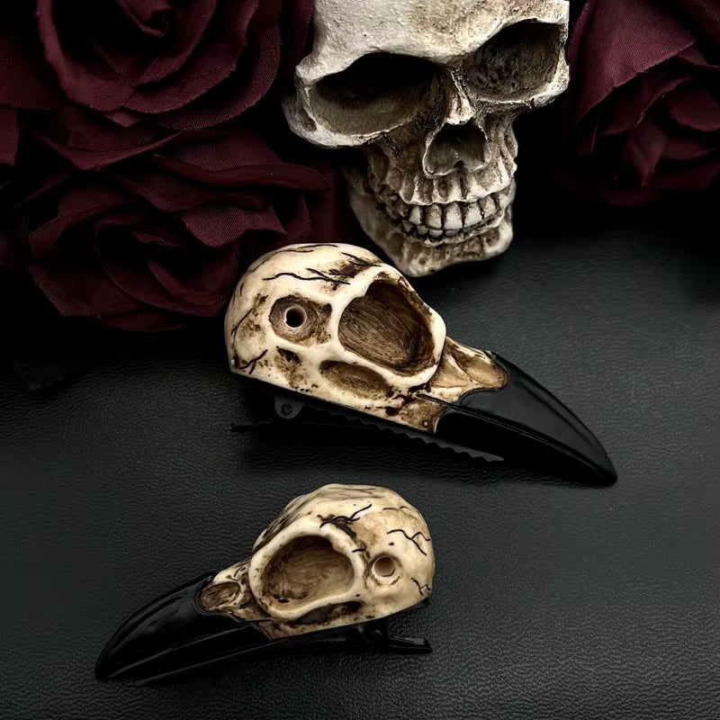 Large Raven Skull Hair Clip Barrette Gothic Headpiece -Resin Skull Hair Accessory Crow Goth Bird Skull Gothic Wedding Bride Gift