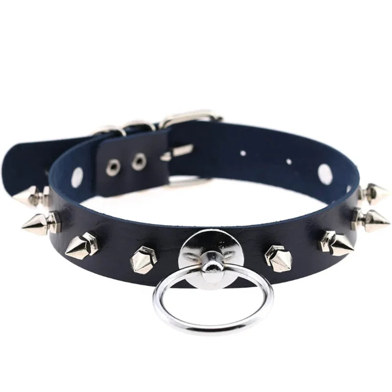 Harajuku black PU leather goth punk choker with heart rivets and chunky Y2K style necklace for trendy girls