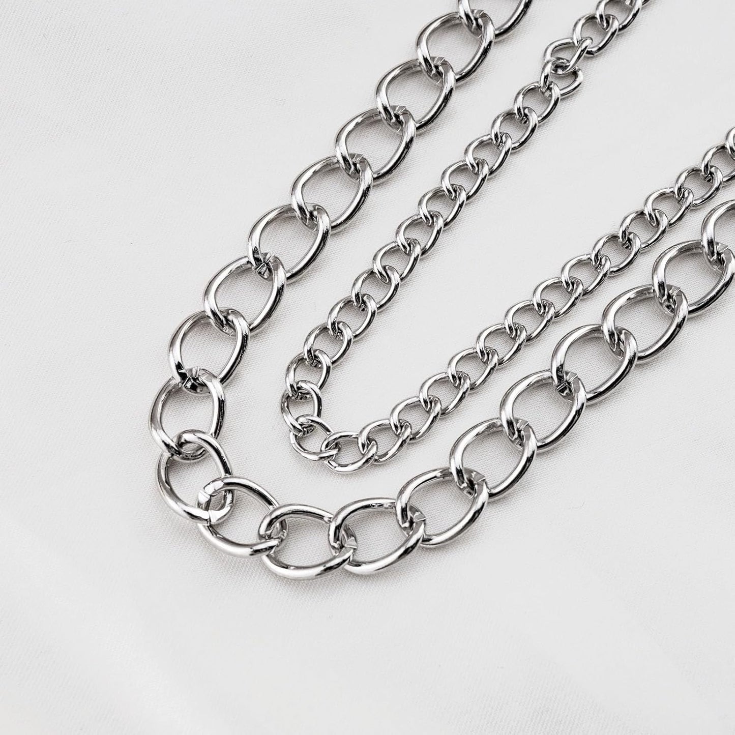 Silver pants chain with lobster claw clasp, trendy hip hop wallet chain for men and women by WXCATIM.