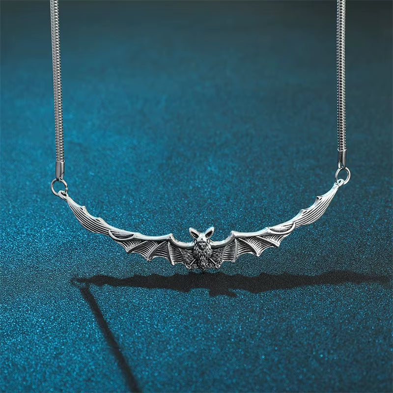 Vintage Gothic Bat Pendant Necklace for Women, Vampire Bat, Dark Style Choker, Jewelry Gift for Girls