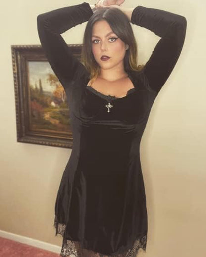 Gothic lace mini dress with sleeveless spaghetti straps and velvet A-line design, perfect for Halloween or summer events.