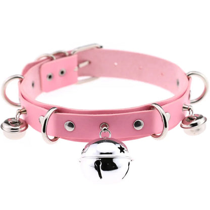 Harajuku black PU leather goth punk choker with heart rivets and chunky design, trendy Y2K necklace for girls.