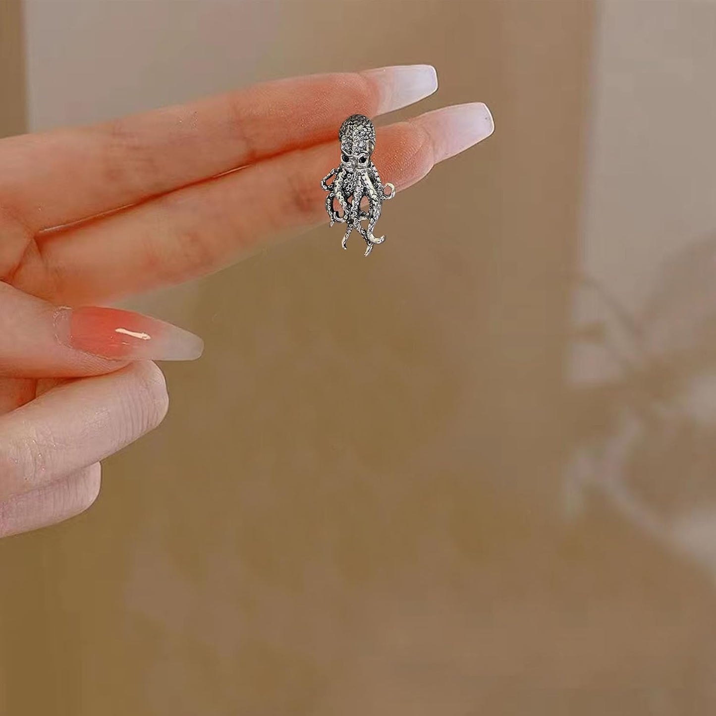 Vintage Gothic Octopus Dangle Earrings Studs for Women Punk Octopus Goth Animal Drop Dangling Earrings Halloween Christmas Party Jewelry