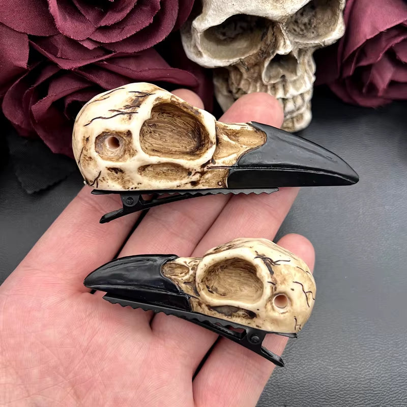 Large Raven Skull Hair Clip Barrette Gothic Headpiece -Resin Skull Hair Accessory Crow Goth Bird Skull Gothic Wedding Bride Gift