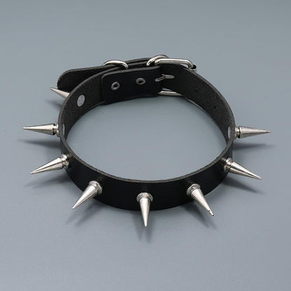 Black Spiked Leather Choker Collar Necklace for Women Gothic Punk PU Chokers Necklaces Halloween Costumes Cosplay Accessories for Women Spike Chokers Collars Necklace