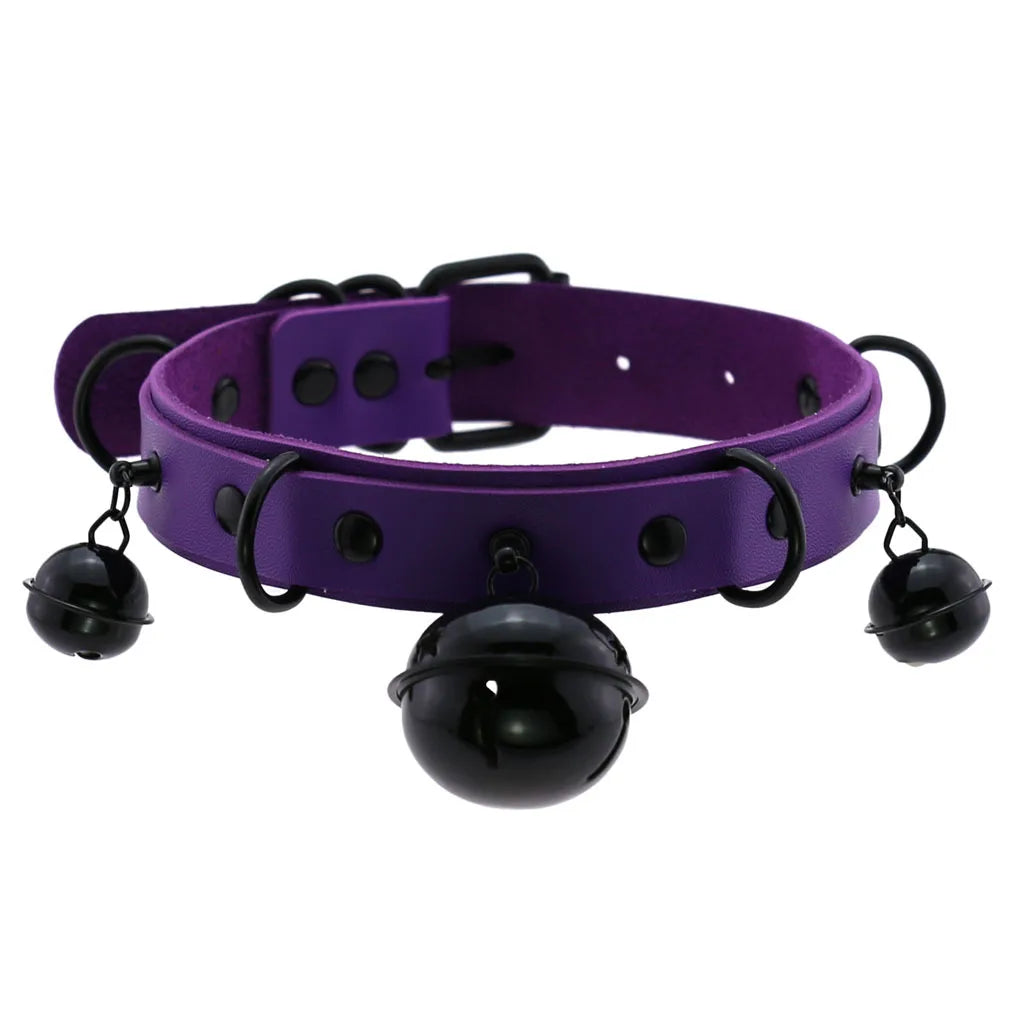 Purple goth punk leather choker necklace with black rivets and metal chain, unisex Edgy Emo style for Halloween or Y2K cosplay.