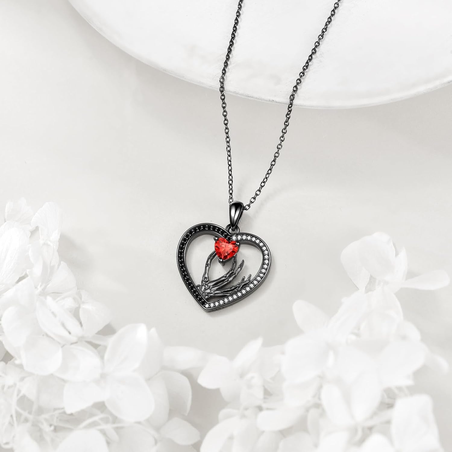 Skeleton Hand Necklace S925 Silver Skull Heart Pendant Gothic Jewelry Halloween Gifts for Women