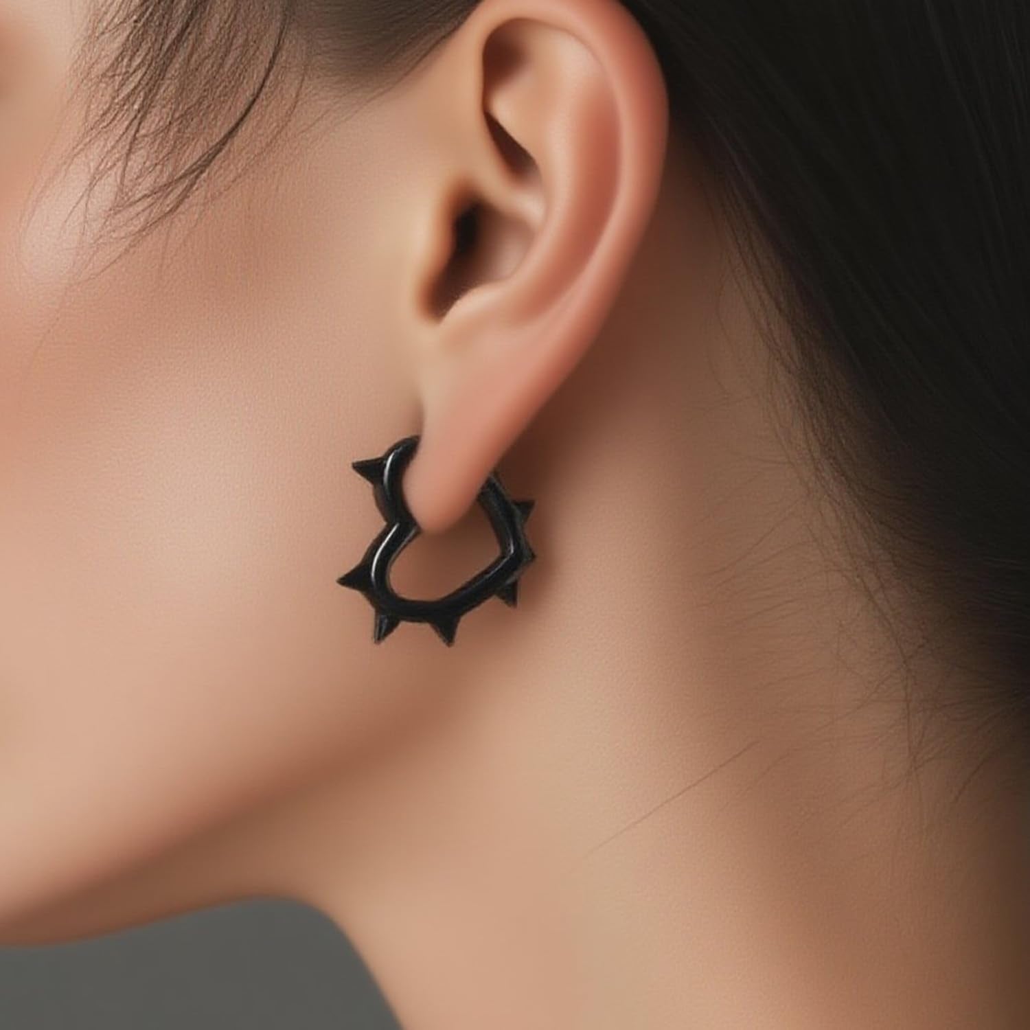 Gothic Heart Earrings,Huggie Hoop Spike Punk Grunge Emo Y2K Earrings Christmas Goth Jewelry Gift for Women