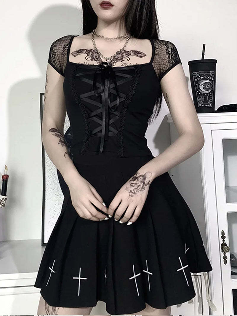 Vintage goth lace T-shirt for women, sexy bodycon mesh tee with lace details, perfect for casual streetwear style.
