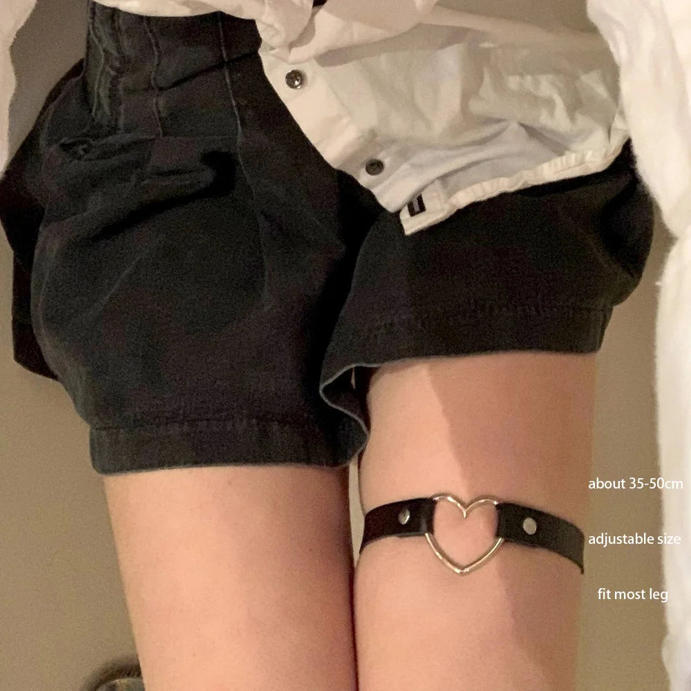 Sexy Leather Heart Belt Elastic Leg Thigh Garter Girl Women Harness Goth Accessories Black Gothic Rivet Punk Anklet