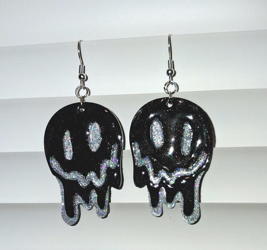 Melting Smiley Face Dangly Earrings - Dripping Glittery Happy Face Jewelry | Trippy Gothic Y2K Statement Pieces | Hypoallergenic and Eye-Catching