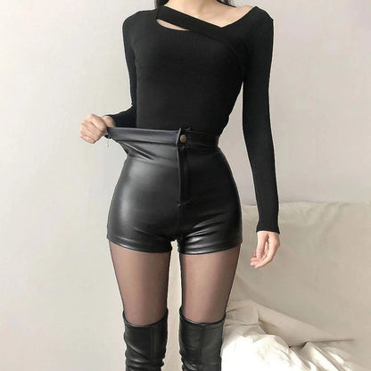 High-waisted black goth shorts for women featuring stretch corduroy fabric, casual Y2K-inspired fashion pants