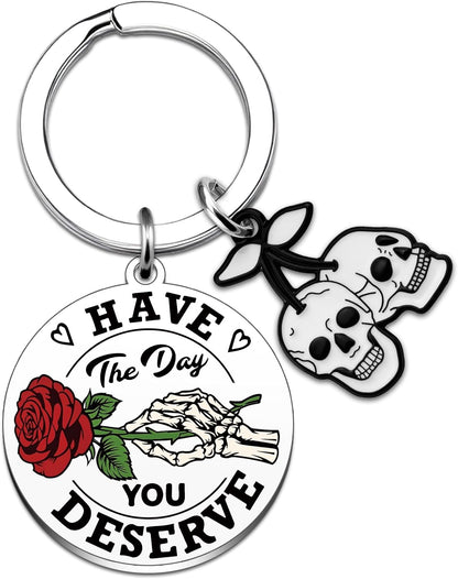Gothic skull keychain by Wrpixe with spooky Halloween charm, perfect as a unique gift or Valentine's Day surprise.