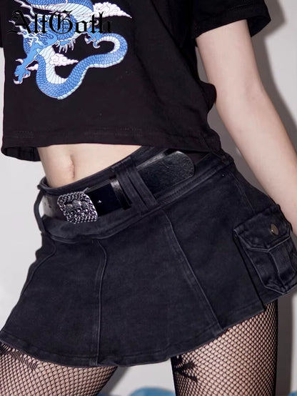 Dark gothic mini skirt with edgy skull belt, Y2K Harajuku style, trendy punk grunge clubwear for women.