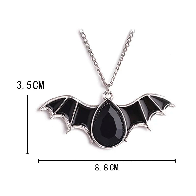 Gothic dragon, bat, eagle, heart, and rose pendant necklace featuring dark metal jewelry for men and women, ideal for costumes and parties.