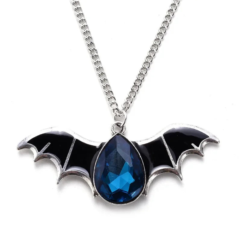 Gothic dragon bat eagle heart rose pendant necklace featuring dark metal design, suitable for men and women, ideal for costumes and gifts.