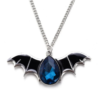 Gothic dragon bat eagle heart rose pendant necklace featuring dark metal design, suitable for men and women, ideal for costumes and gifts.