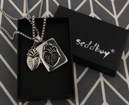 Gothic heart-shaped couples necklace set by Scddboy featuring matching designs for him and her, perfect friendship jewelry.