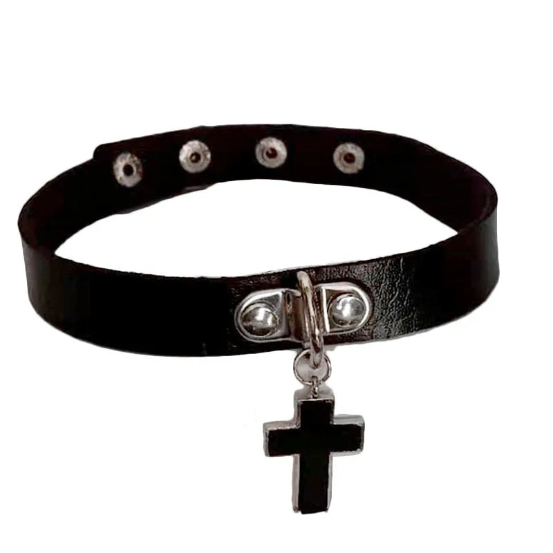 Black leather choker necklace with metal spikes, gothic punk jewelry style, perfect for parties and festivals.