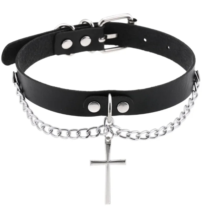 Harajuku black PU leather goth punk choker with heart rivets, chunky Y2K necklace perfect for trendy girls and edgy fashion styles