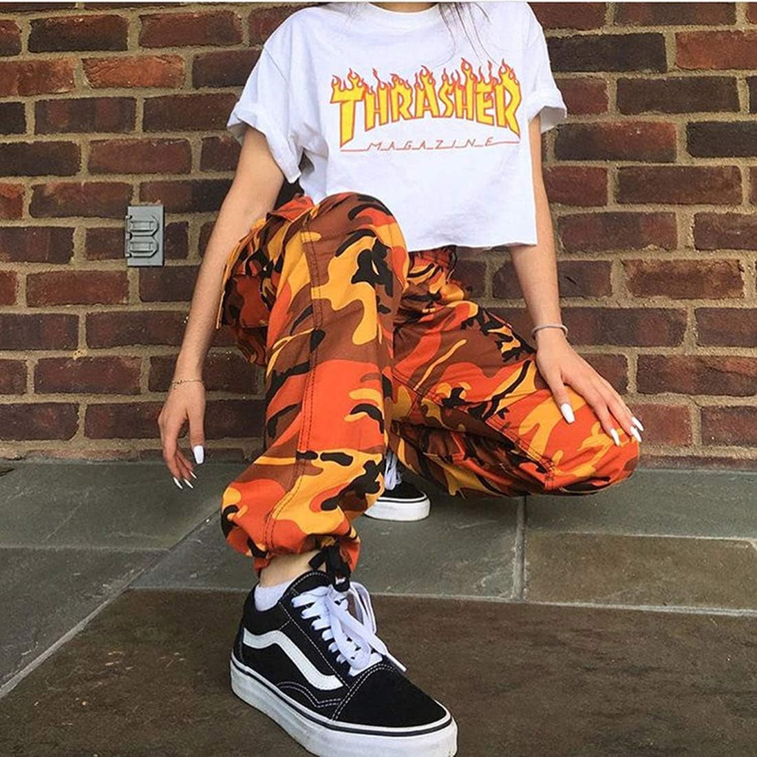 Chic Women's Camo Cargo Jogger Pants - Elastic Waist & Pockets for Ultimate Comfort!