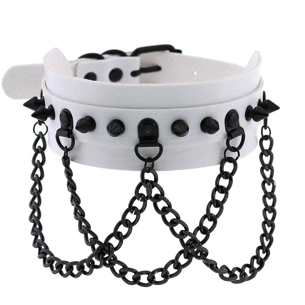 Y2K Gothic punk heart choker necklace with stylish Harajuku jewelry design for women and girls, featuring bold black and red accents.
