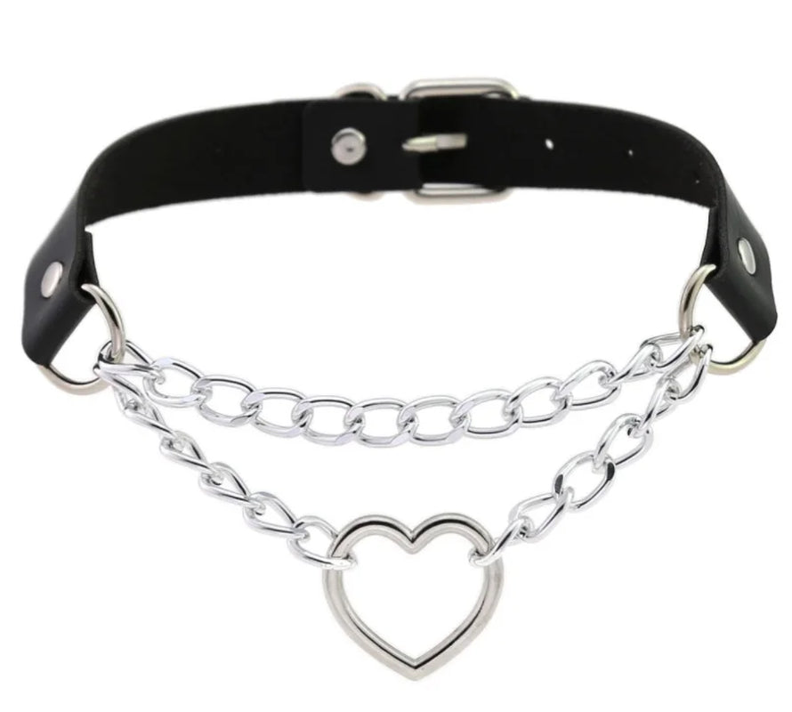 Black leather gothic heart choker necklace with metal chain for punk and emo styles, featuring a bold heart pendant.
