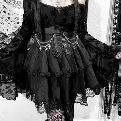 Y2K goth plaid pleated mini skirt for women, high-waisted summer streetwear with kawaii harajuku aesthetic style.