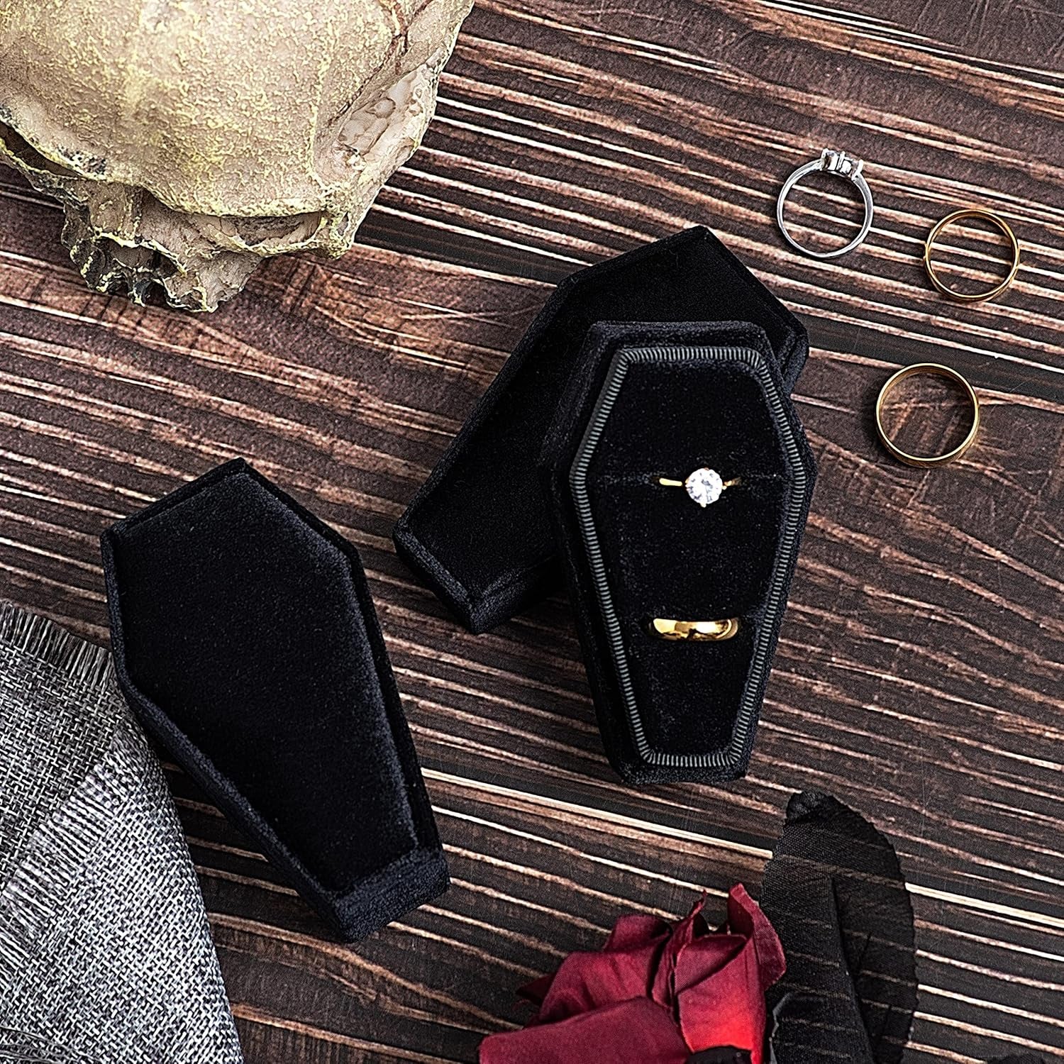 Velvet Coffin Ring Box Case Holder for Gothic Wedding Ceremony Jewelry Organizer Decorations (Black)