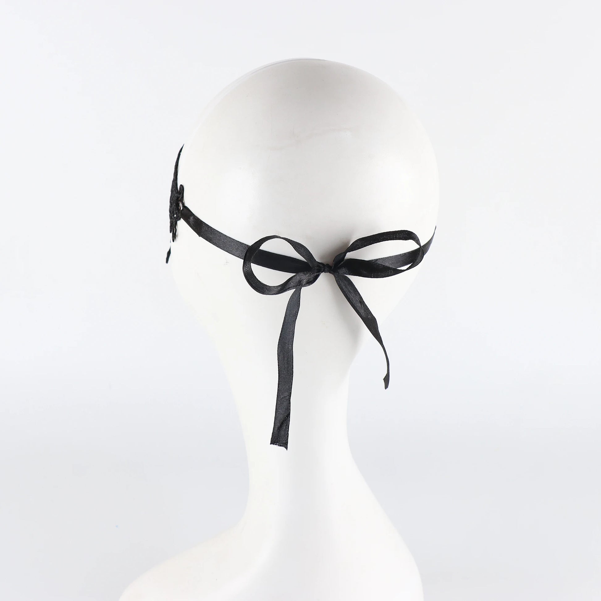 Black Queen Lace Mask Embroidery Appliques Party Costume Carnival Mask Woman Accessories Wedding Mask Halloween Masquerade Mask