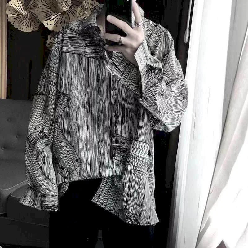 Stylish long sleeve goth shirt with lightning design for men and women, featuring Korean Harajuku retro hip-hop style.