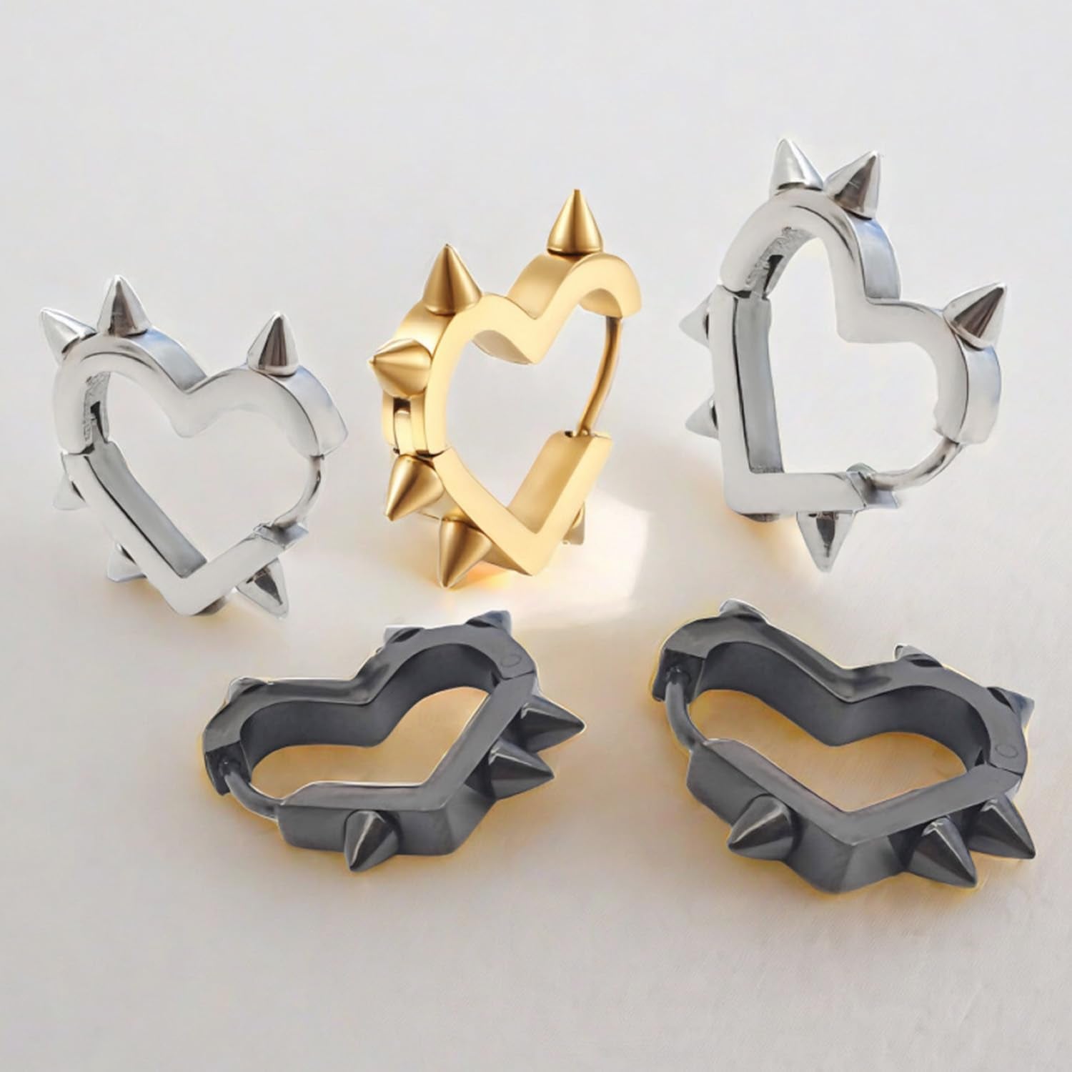Gothic Heart Earrings,Huggie Hoop Spike Punk Grunge Emo Y2K Earrings Christmas Goth Jewelry Gift for Women