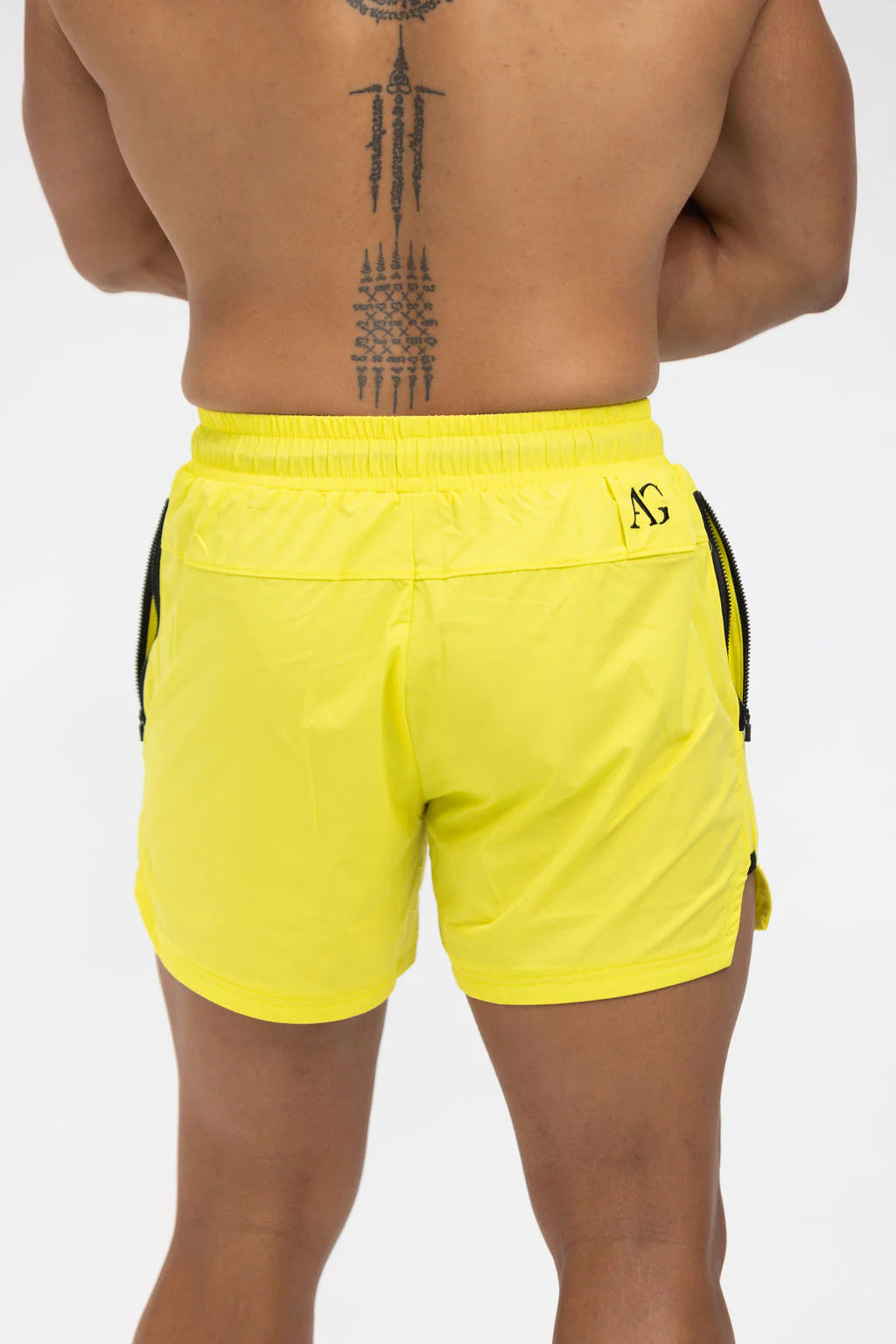 Timeless Classic Shorts - Your Must-Have Wardrobe Essential!
