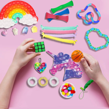 18 Piece Ultimate Fidget Set Pink