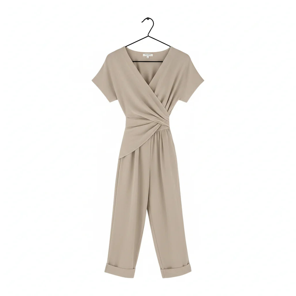 Elevate Your Style: Chic Two-Piece Flair Outfit